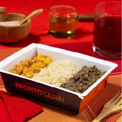 marmita - carne moída + arroz branco + couve-flor assada páprica