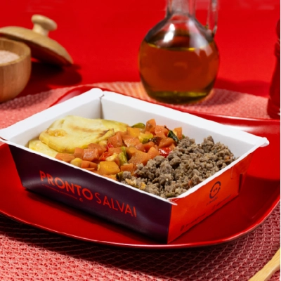 marmita - carne moída + batata doce + legumes grego