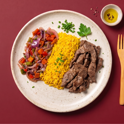 marmita - filé mignon + arroz com cúrcuma + vegetais marmita - filé mignon + arroz com cúrcuma + vegetais
